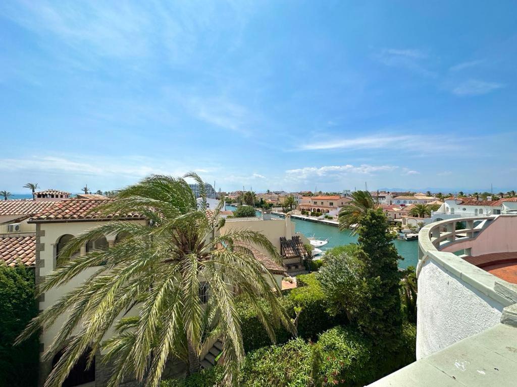 Cargols De Mar Villa Empuriabrava Eksteriør bilde